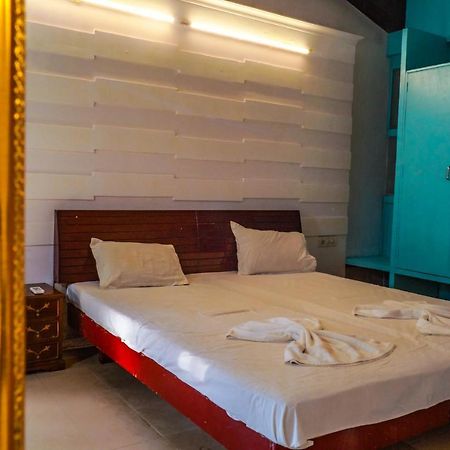 Piggy Calangute By Urban Nomads - Dorms & Pvt Rooms GOA المظهر الخارجي الصورة
