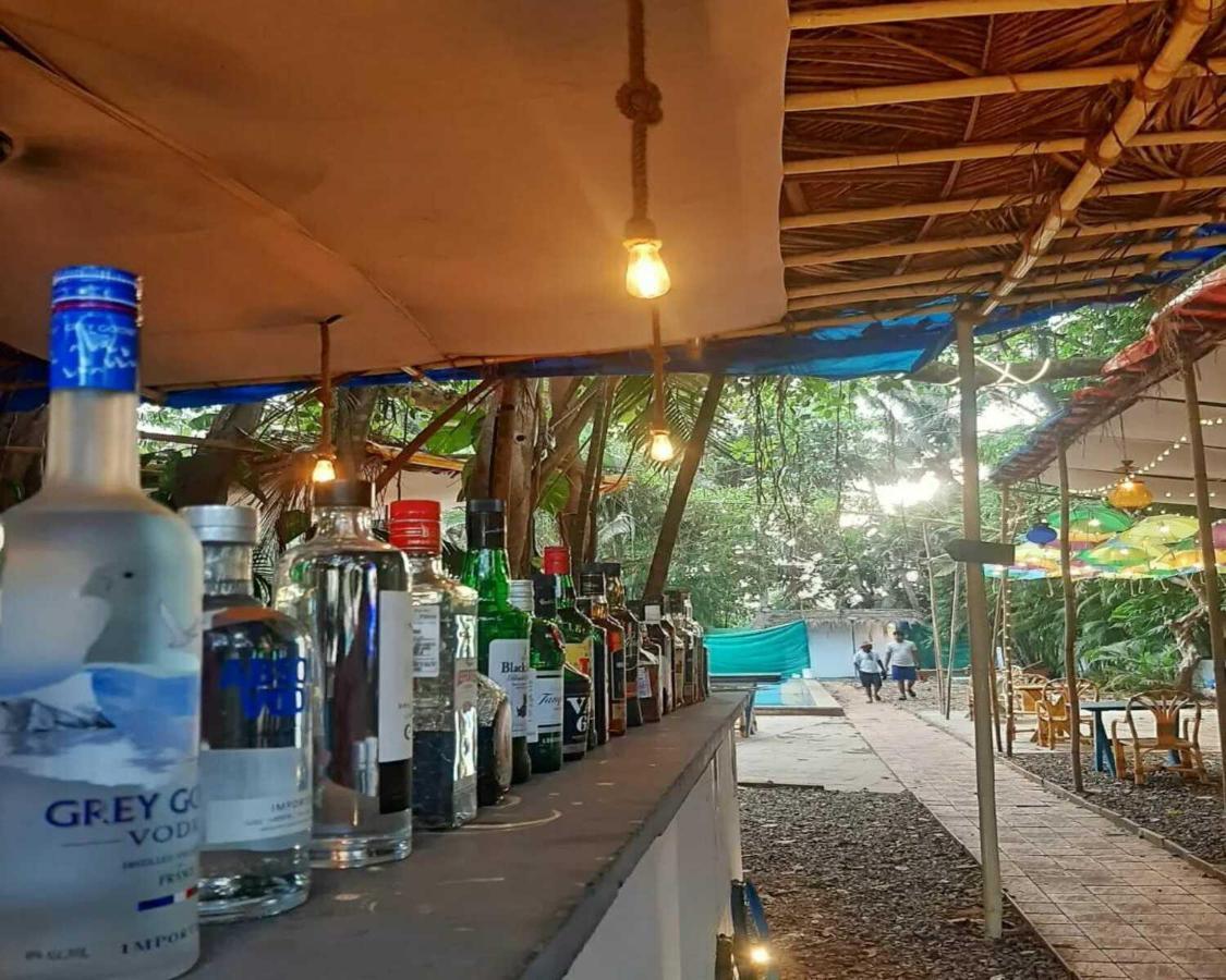 Piggy Calangute By Urban Nomads - Dorms & Pvt Rooms GOA المظهر الخارجي الصورة